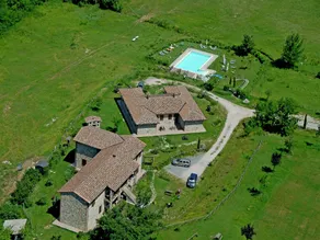 Farmhouse near Lake Trasimeno with Pool - Image 1