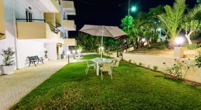 Sunshine Apartments - Image 4