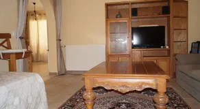 Private/separate floor apartment in a villa near beach - Image 2