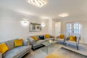 Robinswood House - Image 2