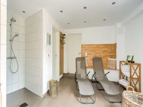 Helle Wohnung mit Terrasse und Sauna - Image 5