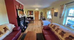 Roskeen house - Image 2