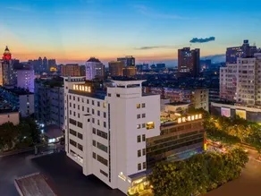 Rosewood Jinhua Hotel - Image 5