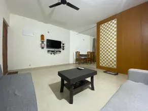 Tranquil Stay - Mountain View, 2BHK Flat - Image 2