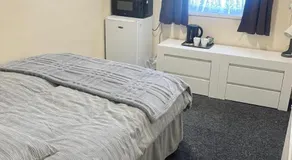 Rugby House - Image 5
