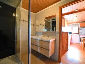 Beautiful chalet for 4 pax quietly located with a beautifully landscaped garden - Image 2