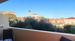 APPART CLIMATISE / TERRASSE A 2 MIN DE LA PLAGE - Image 3