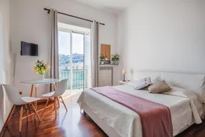 NapoliCentro Mare - Sea View Rooms & Suites - Image 2