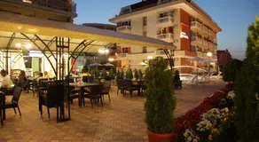 Hotel Zaara - Image 3