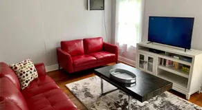 Spanish Town / Downtown Apartment - Image 2