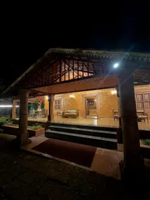 Vilstay Premium – Panthalaza Lakefront Heritage - Image 4