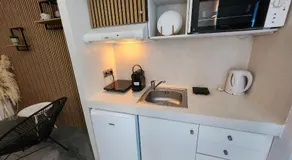 Euphoria Suites & Deluxe Studios - Image 4