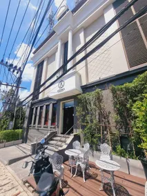 Adema Boutique Karon - Image 2