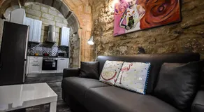 Historic Townhouse in Birgu Center - Image 2