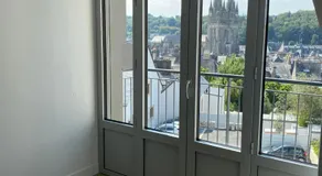 Le duplex Saint-Corentin - Hyper Centre - Parking Privé - Image 3