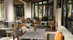 --HOTEL DEAL-- Rooms With Castle View - Image 4
