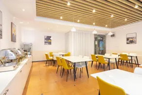Aili cinema Zhenxuan Hotel (Haiken Plaza store, haixiu Middle Road, Haikou) - Image 4