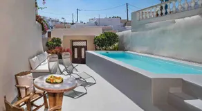 Sandandstone villa Santorini - Image 4