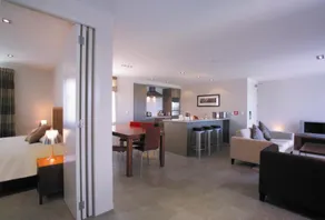 The Waterfront Suites - Heritage Collection - Image 2