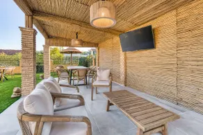 Comissa Luxury Suites, Deluxe 2 - Image 5
