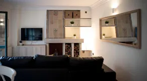Apartamento en Centro Histórico con patio Romano - Image 2