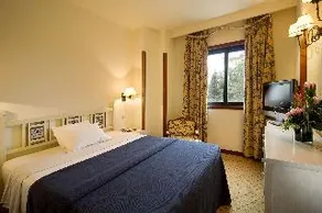 Real Residencia - Image 2