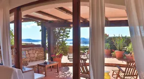 DOLCEVITA COTTAGE by KlabHouse avec terrasse panoramique et jacuzzy - Image 5
