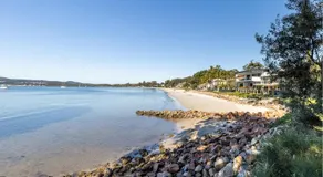 Wanda Up, 80 Randall Dr - spectacular views, aircon and Wi-Fi - Image 5