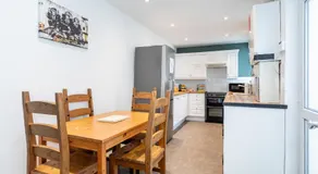 Castlereagh guest House - Image 5