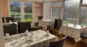 Taldrwst farmhouse guest house - Image 4