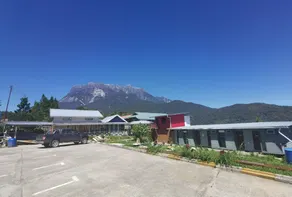 Ceaser's Place - Image 5