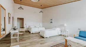 Narfastadir Guesthouse - Image 2