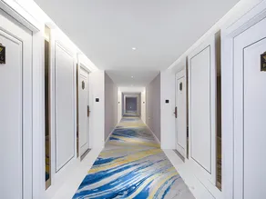 Vienna International Hotel 5.0 Huai’an Suning Plaza Bus Terminal - Image 5