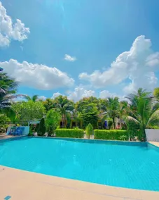 Sea Side Home Resort - Image 2