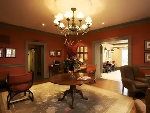 The Red Lion Hotel - Image 2