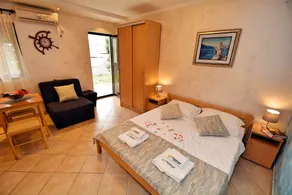 Cattaroom Apartments - Image 2