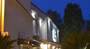 Hotel Reine Mathilde - Image 3