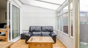5-bedroom home in trendy Dibsbury area Manchester with parking - Image 4