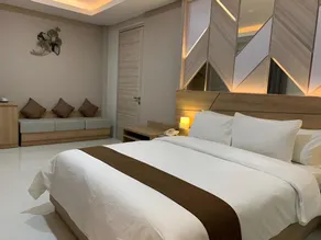 Sinergi Hotel & Villa - Image 2