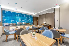 Home Inn Neo Dalianbei Railway Station Sports Center - Image 3