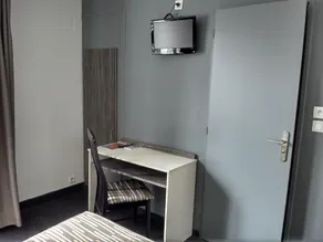 Acqs Hotel - Image 4