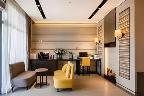 Home Inn Plus Yantai Mixc Yanda Seaside Bathing Beach - Image 4