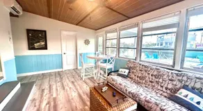 Cabin by the Sea - Waterfront Direct Gulf Access- Pontoon Boat Rental On Site or Bring Your Boat- Paddlecraft included - Image 4