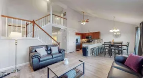 Comfortable Family Friendly Home on Quincy Reservoir - Image 2