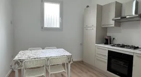 Lou's Apartment - Image 4