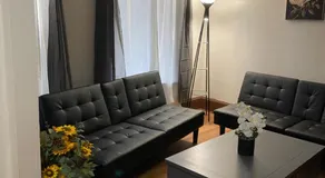 Casa localizada muy cerca del estadio, 8 minutos del centro y muchos lugares mas, No se permiten fiestas , o fumar - Image 2