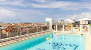 Nice Centre Hotel - Image 2