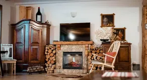 Pensiunea Casa Luș - Image 2