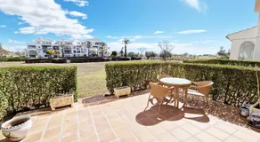 Lovley Ground Floor 2 Bed Direct Pool Access Free WiFi - Image 5
