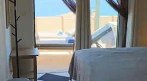 Seaview Tranquility Steps from the Ocean & Stunning Sunsets - Image 2
